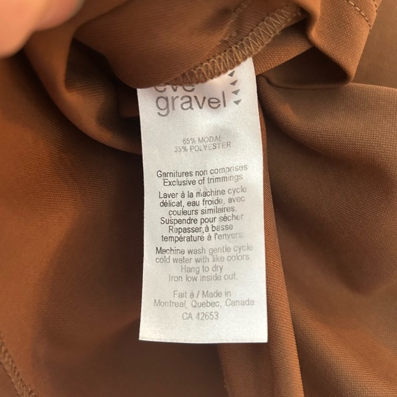 Long sleeves crop top 🤎 Super soft - Picture 3 of 7